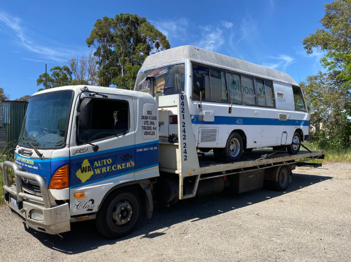 Sell old and unwanted buses for cash in Perth
